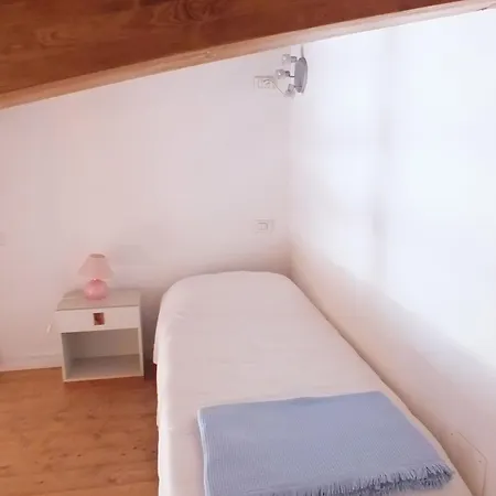 Golden River N6 شقة مارينا دي كامبو