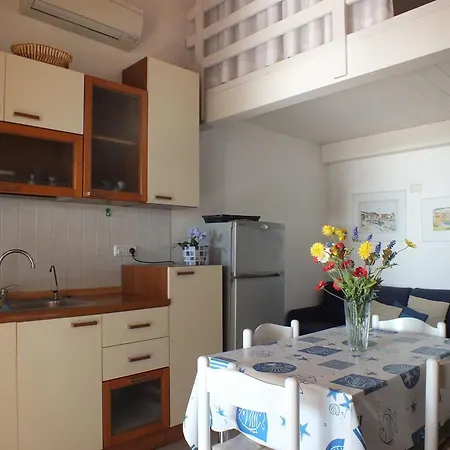 شقة Golden River N6