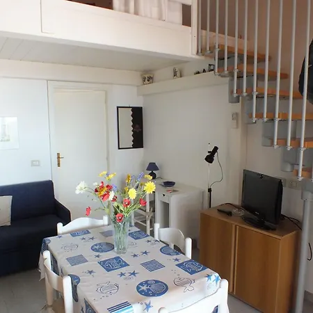 Golden River N6 شقة مارينا دي كامبو