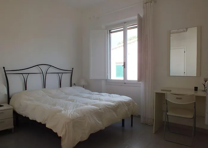 Golden River N6 Appartement *