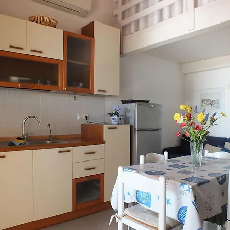 Golden River N6 아파트 마리나디캄포