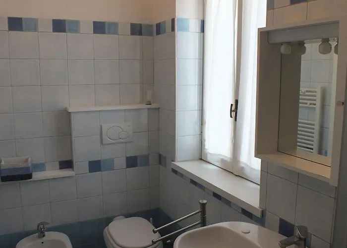 Golden River N6 מרינה די קמפו